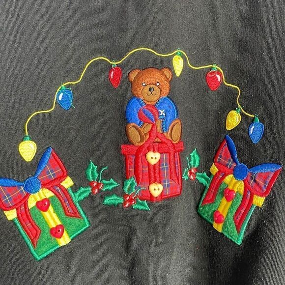 Vintage Baxter & Wells Christmas sweatshirt with Teddy Bear presents buttons Sz - Picture 2 of 4